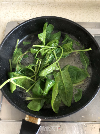 姜味菠菜的做法步骤：3