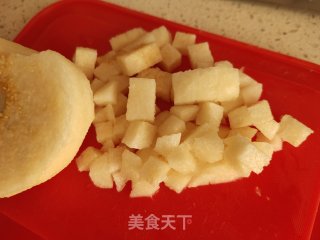 银耳雪梨汤的做法步骤：2