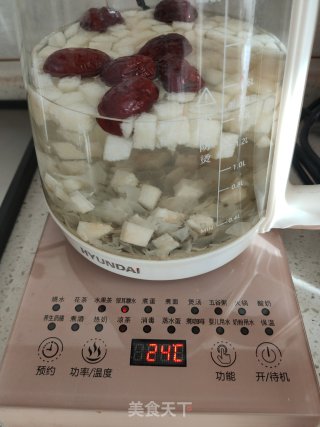 银耳雪梨汤的做法步骤：6