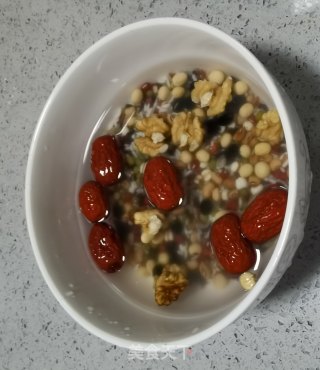 腊八粥的做法步骤：3
