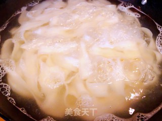 牛杂面的做法步骤：1