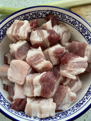 梅干菜烧肉的做法步骤：1