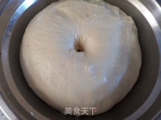 日式牛奶面包卷的做法步骤：6