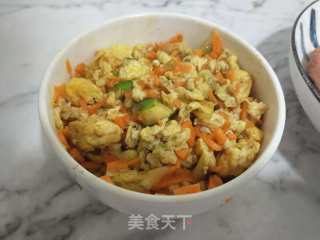 胡萝卜鸡蛋馅饺子的做法步骤：2