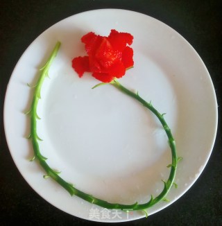 草莓蒜薹玫瑰花的做法步骤：12