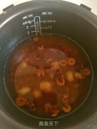 #一碗热粥#  桂圆红枣粥的做法步骤：8