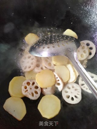 糖醋莲藕土豆片的做法步骤：8