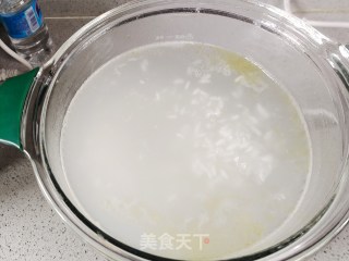 白果腐竹粥的做法步骤：2