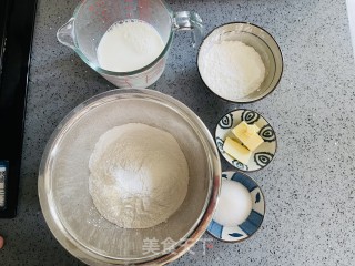 自制Q弹软糯的水果糯米糍的做法步骤：1