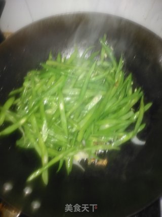 豆瓣酱炒四季豆的做法步骤：6