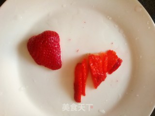 草莓蒜薹鱼儿的做法步骤：6