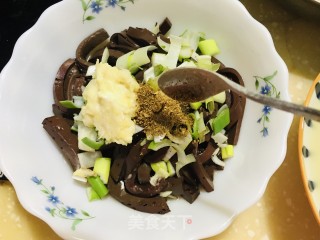 蒜泥辣子猪血的做法步骤：4