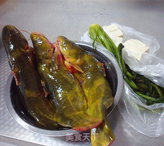 嘎鱼雪菜豆腐的做法步骤：1
