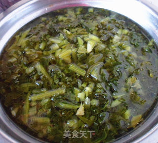 嘎鱼雪菜豆腐的做法步骤：2