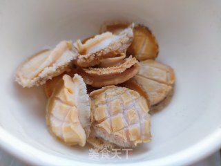 鲍鱼小土豆烧虾球的做法步骤：6