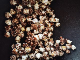 巧克力味爆米花的做法步骤：7