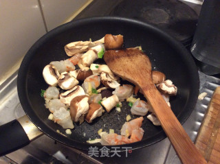 西兰花炒虾仁的做法步骤：10