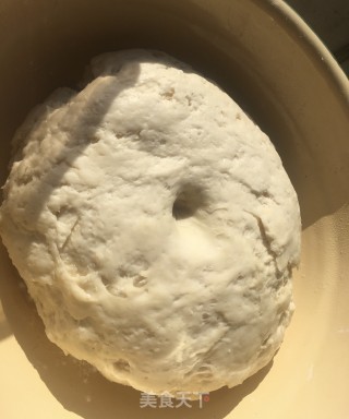 牛肉洋葱包子的做法步骤：3