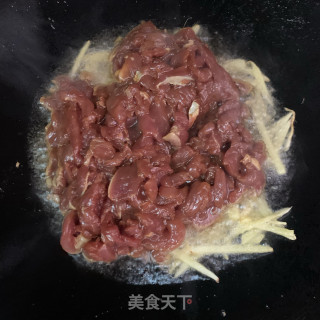 老姜炒里脊肉的做法步骤：6