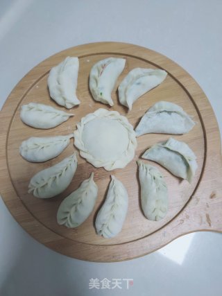 荠菜煎饺的做法步骤：14