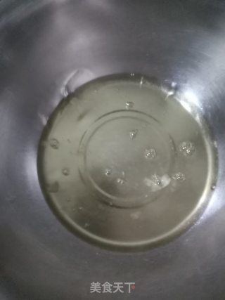 海绵蛋糕的做法步骤：1