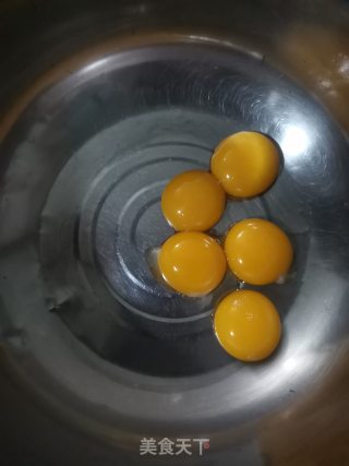 海绵蛋糕的做法步骤：2
