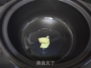 砂锅鱼头的做法步骤：4
