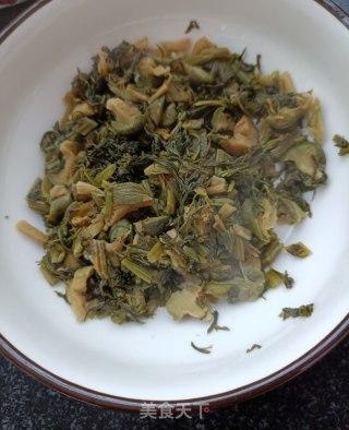 鸡蛋炒外婆菜的做法步骤：3