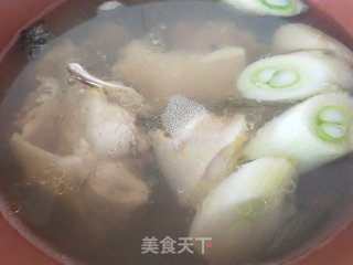 高丽参鸡汤的做法步骤：5
