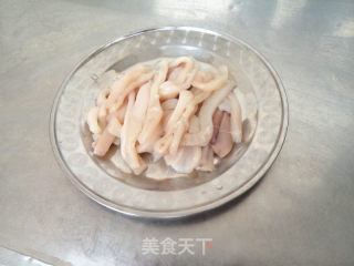 彩椒鱿鱼的做法步骤：2