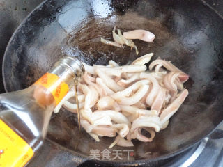 彩椒鱿鱼的做法步骤：7