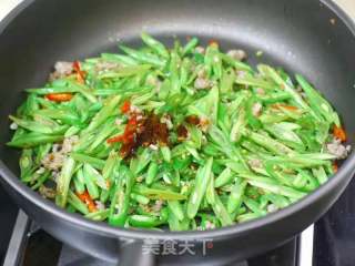 家常小炒四季豆的做法步骤：6