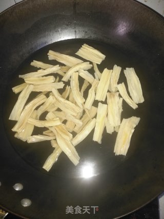 凉拌黄瓜腐竹木耳的做法步骤：5