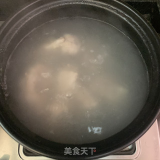 毛豆筒骨汤的做法步骤：5