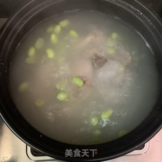 毛豆筒骨汤的做法步骤：7