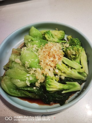西兰花藜麦减肥餐的做法步骤：10