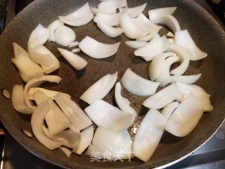 洋葱炒牛肉的做法步骤：5