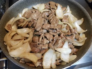 洋葱炒牛肉的做法步骤：7