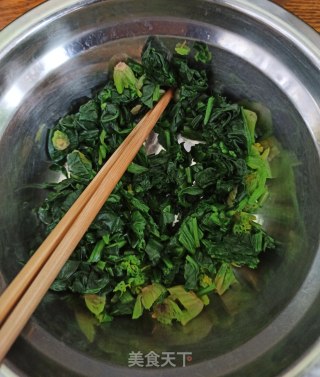 菠菜蒸蛋羹的做法步骤：1