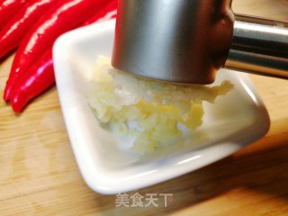 新年菜谱（六）年夜饭上的喜庆鞭炮金针菇的做法步骤：4