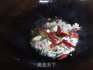 白菜头炒肉的做法步骤：5