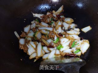 白菜头炒肉的做法步骤：9