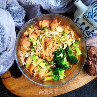 麻辣香菇鸡块米线的做法步骤：14
