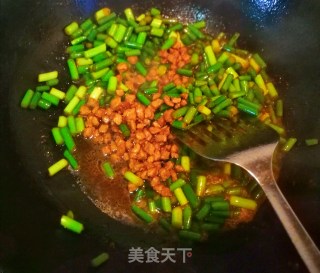 肉末炒蒜薹粒的做法步骤：12