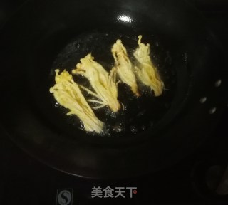 炸金针菇的做法步骤：8