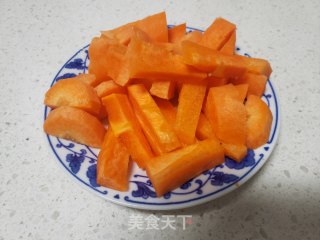 胡萝卜核桃米糊的做法步骤：1