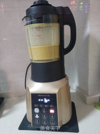 胡萝卜核桃米糊的做法步骤：5