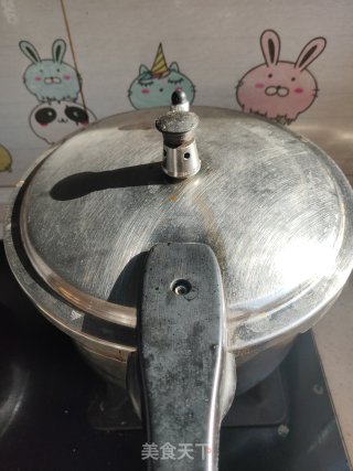 蒸红薯的做法步骤：3