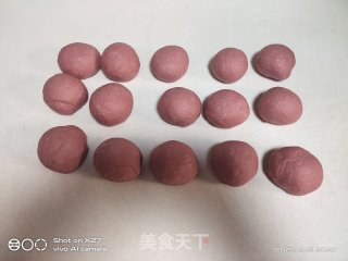 红红火火豆沙面包的做法步骤：8