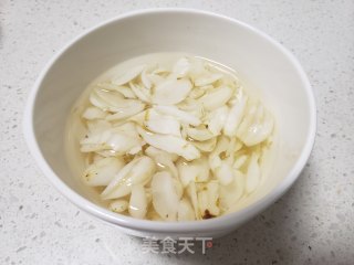 百合赤豆粥的做法步骤：3